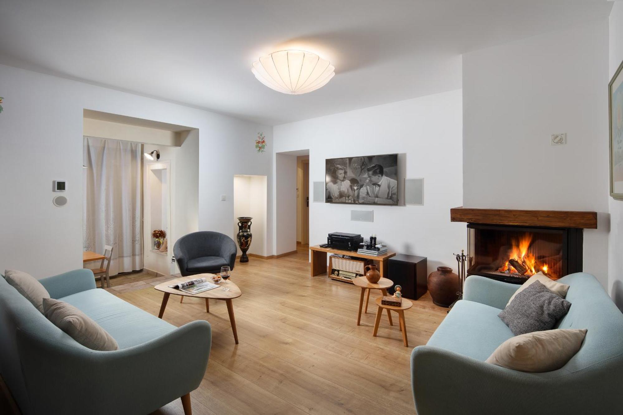 Mondinica Heritage House - Heated Pool Dobrinj 外观 照片